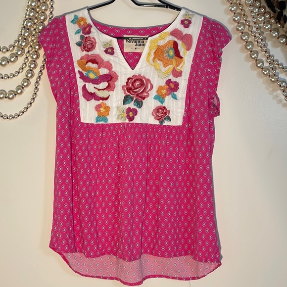 savanna jane Tops - Savanna Jane embroidered floral pink M top